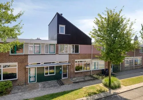 Tussenwoning te koop: Snecanusstraat 3, Lemmerweg-Oost Sneek