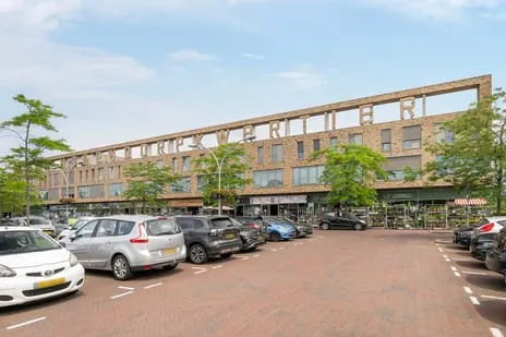 Apartment for sale: Sneeuwbalstraat 21, Babberspolder Oost Vlaardingen