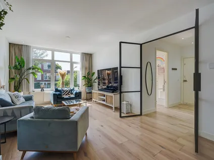 Appartement te koop: Sneeuwklokjestraat 7, Bloemenbuurt-Oost 'S-Gravenhage