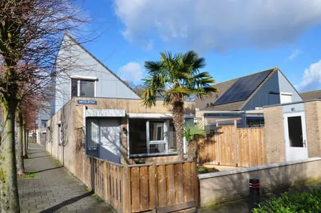 Tussenwoning te koop: Sneevliethof 39, De Staatsliedenbuurt 'S-Hertogenbosch