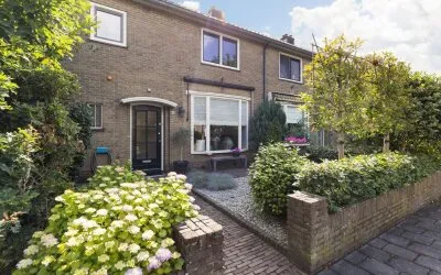 Tussenwoning te koop: Snelliuslaan 64, Noord Hilversum
