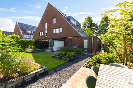 Semi-detached for sale: Snip 40, Piccardthof Groningen