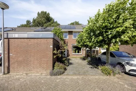 Terraced house for sale: Snoekenveen 121, Snoekenveen Spijkenisse