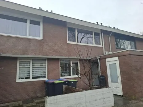 Tussenwoning te koop: Snoekenveen 216, Snoekenveen Spijkenisse