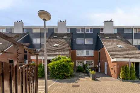 Appartement te koop: Snoekenveen 882, Snoekenveen Spijkenisse