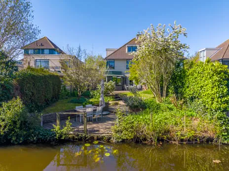 Terraced house for sale: Snoeklaan 19, Vissenbuurt Voorhout