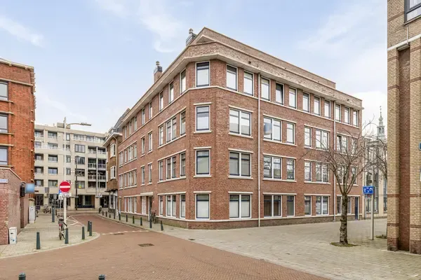 Studio te koop: Snoekstraat 6A, 'S-Gravenhage