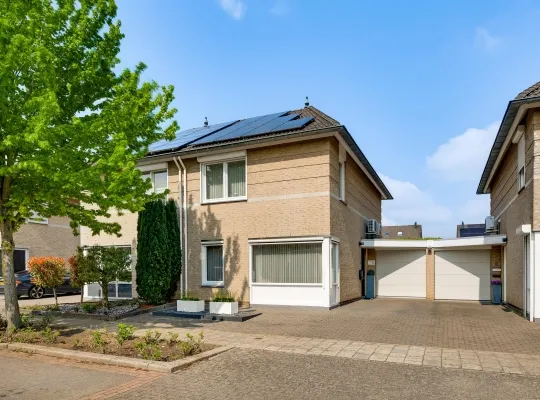 Tussenwoning te koop: Socratesstraat 10, Emma Brunssum