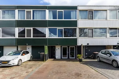 Tussenwoning te koop: Socratesstraat 242, Sprenkelaar Apeldoorn
