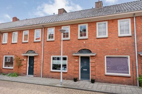 Tussenwoning te koop: Soendastraat 12, Indischebuurt Zwolle