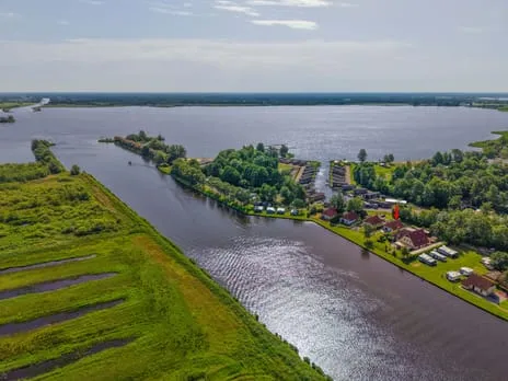 Vrijstaande woning te koop: Solcamastraat 30-29, Verspreide huizen Sumar Sumar