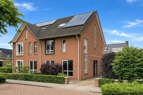 Semi-detached for sale: Solidus 76, Lingebuurt Elst (Ge)