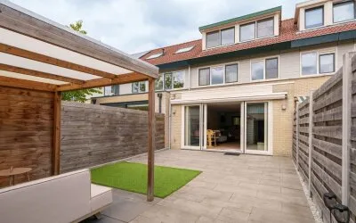 Terraced house for sale: Sonia Gaskellstraat 13, Danswijk Zuidoost Almere
