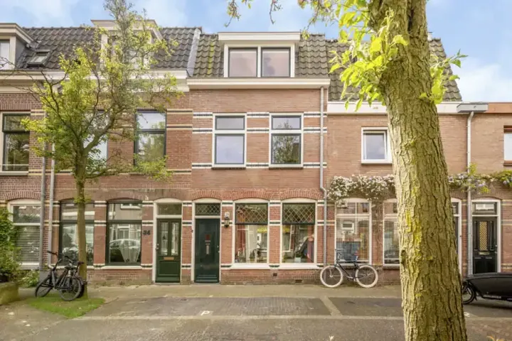 Corner house for sale: Soutmanstraat 38, Frans Halsbuurt Haarlem