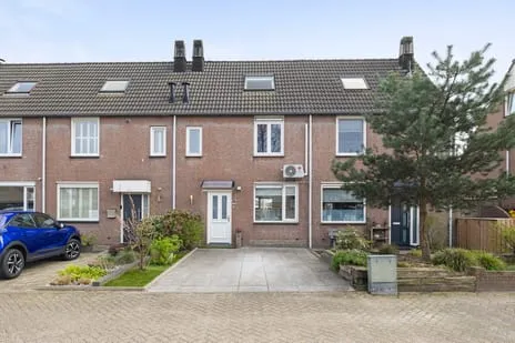 Tussenwoning te koop: Spaaihoefweg 44, Eindhoven