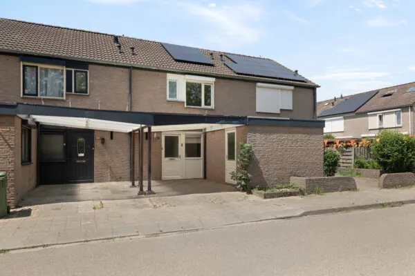 Tussenwoning te koop: Spaakstraat 13, Methen Zevenaar