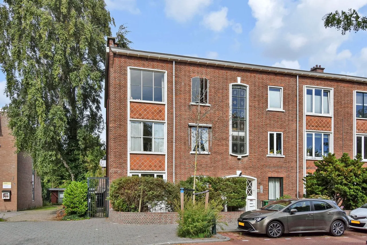 Appartement te koop: Spaarwaterstraat 106, 'S-Gravenhage