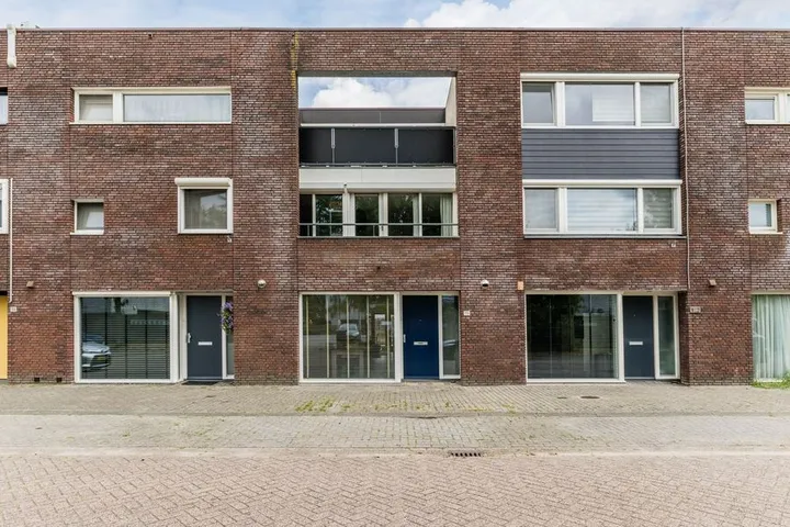 Tussenwoning te koop: Spakenburglaan 110, Dalem Zuid II Tilburg