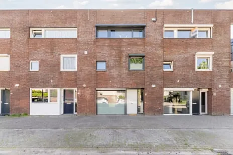Tussenwoning te koop: Spakenburglaan 60, Dalem Zuid I Tilburg