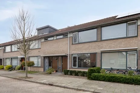 Tussenwoning te koop: Spalaan 15, Eindhoven