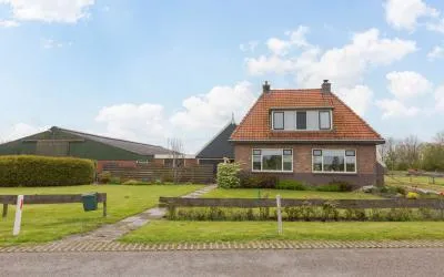 Vrijstaande woning te koop: Spangahoekweg 45, Slijkenburg-Spanga Spanga