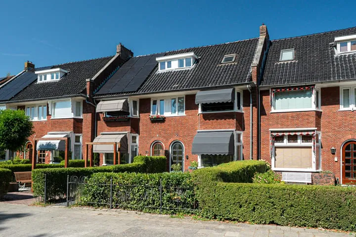 Tussenwoning te koop: Spanjaardslaan 20, Rengerspark Leeuwarden
