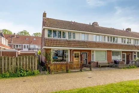 Hoekwoning te koop: Spanjaardsstraat 81, Rengerspark Leeuwarden