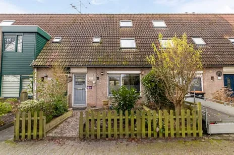 Tussenwoning te koop: Spant 125, Kersenboogerd-Zuid - Buurt 33 02 Hoorn