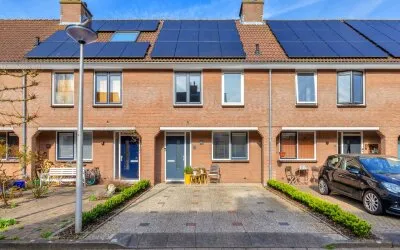 Tussenwoning te koop: Sparregat 8, Brielle