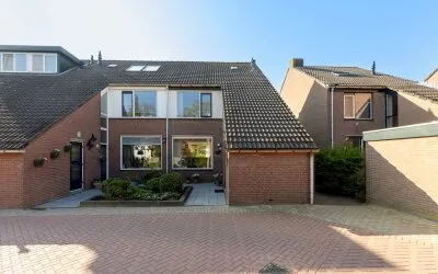 Hoekwoning te koop: Sparrendreef 21, Drevenbuurt Vlaardingen