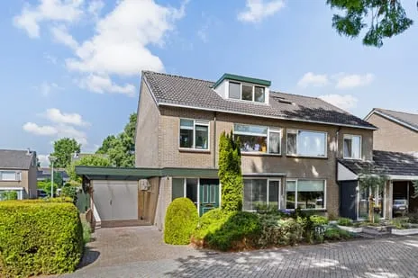 Hoekwoning te koop: Sparrenplein 9, De Olykampen Raalte