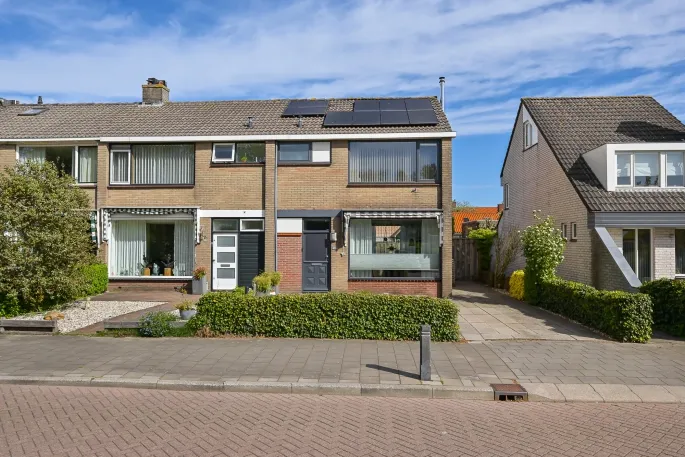 Hoekwoning te koop: Spatterstraat 30, Molenbuurt Wormer