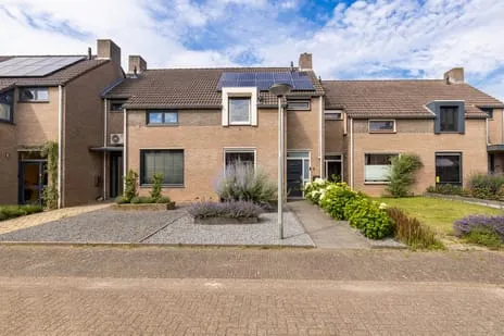 Tussenwoning te koop: Spechthof 7, Elsloo Elsloo (Li)