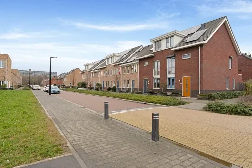 Tussenwoning te koop: Spechtlaan 326, Vogelbuurt Zuid Vlaardingen