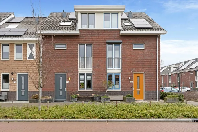 Terraced house for sale: Spechtlaan 326, Vogelbuurt Zuid Vlaardingen