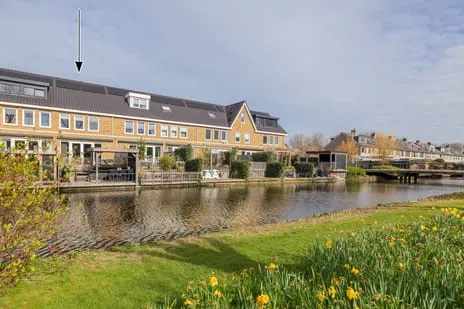 Tussenwoning te koop: Spechtstraat 11, Vogelbuurt Lisse