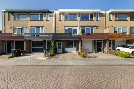 Tussenwoning te koop: Spechtstraat 5, Vogelbuurt Maassluis