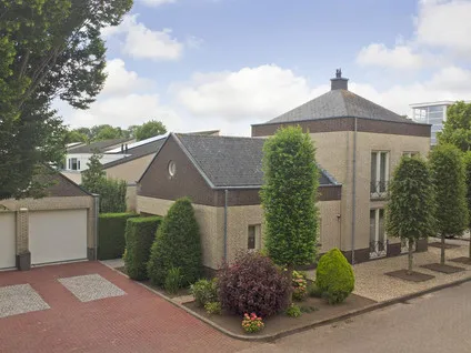 Detached house for sale: Speelmanshof 1, Ammerzoden Ammerzoden