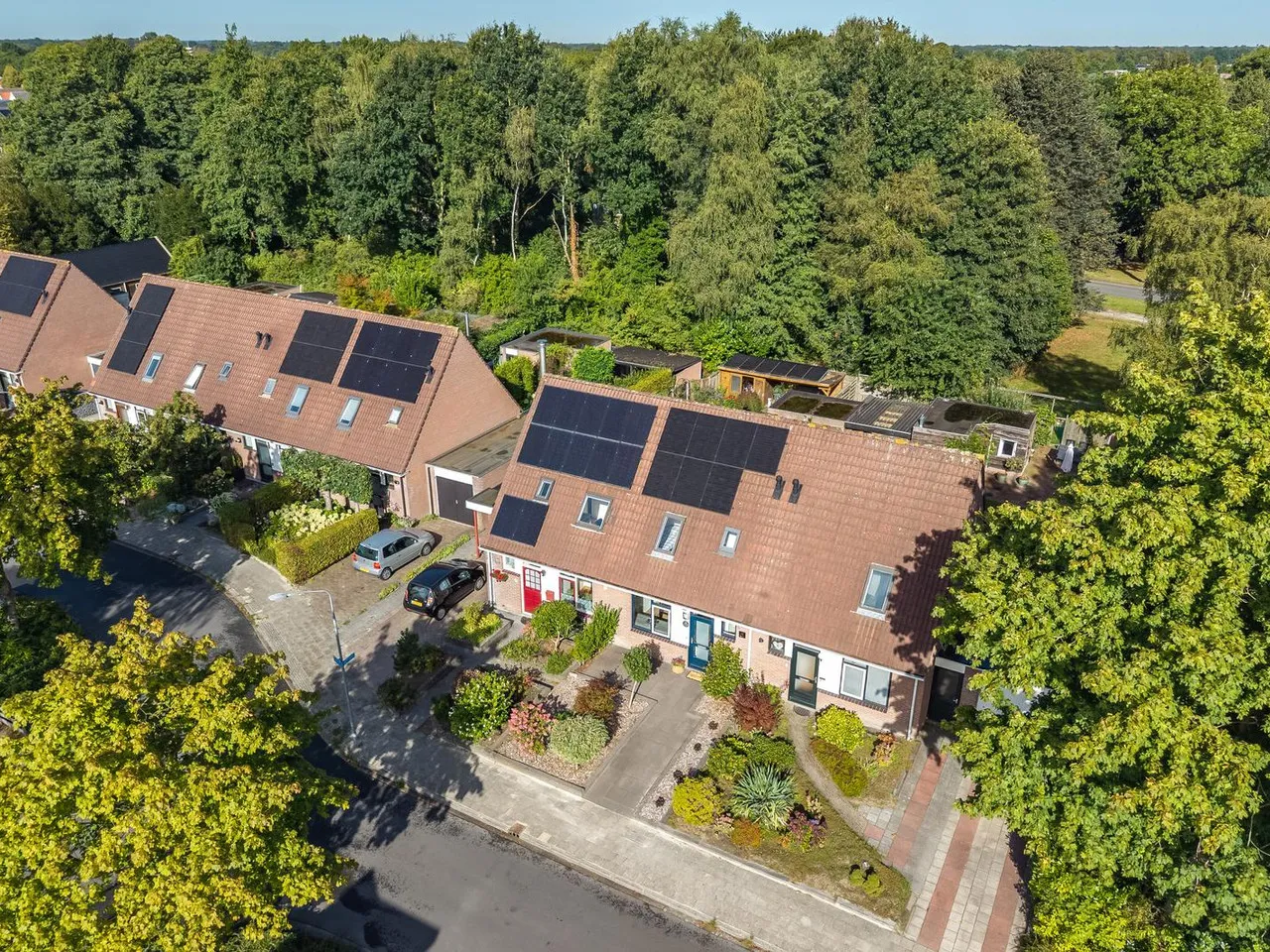 Tussenwoning te koop: Speenkruid 11, Roden