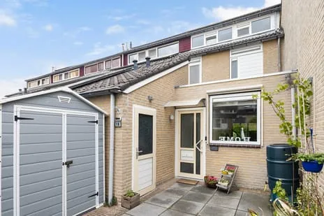Tussenwoning te koop: Speenkruid 19, Aldlân-Oost Leeuwarden