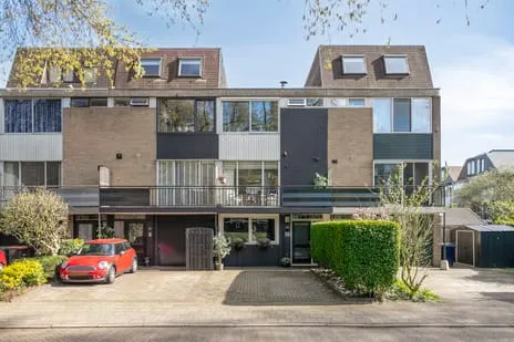 Tussenwoning te koop: Speenkruidstraat 49, Smitsveen Soest