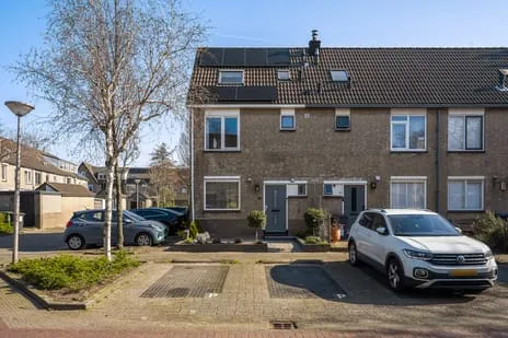 Hoekwoning te koop: Sperwerhorst 12, Vogelwijk Honselersdijk