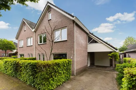 Twee-onder-één-kap te koop: Sperwerstraat 3, Putten-Stationsstraat industriegebied Putten