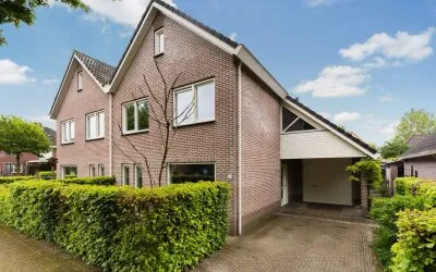 Twee-onder-één-kap te koop: Sperwerstraat 3, Putten-Stationsstraat industriegebied Putten