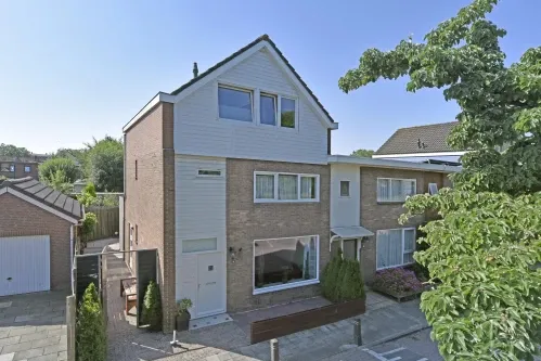 Hoekwoning te koop: Sperwerstraat 8, Nieuwkoop