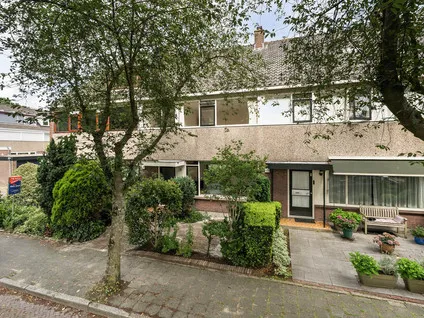 Tussenwoning te koop: Spiegheldreef 43, Binnenhof Leiderdorp