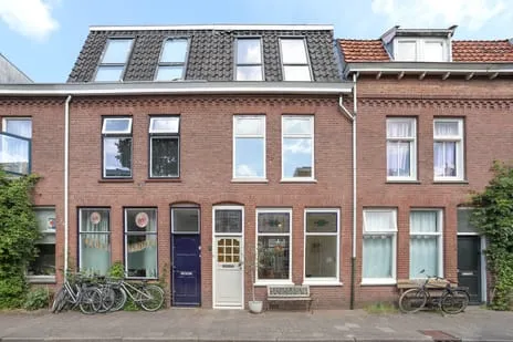 Tussenwoning te koop: Spieghelstraat 5, Dichterswijk Utrecht