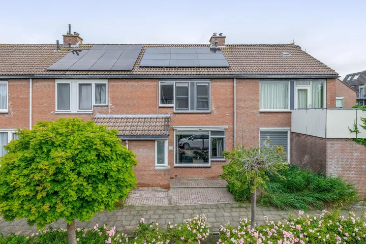 Tussenwoning te koop: Spiering 17, Hout Hoeffe Hellevoetsluis