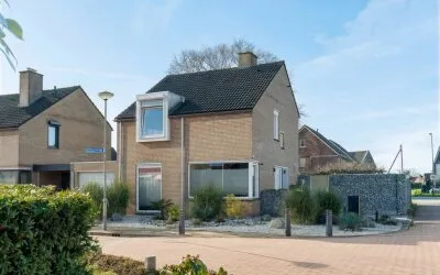 Hoekwoning te koop: Spilstraat 2, Urmond ten oosten van Julianakanaal Urmond