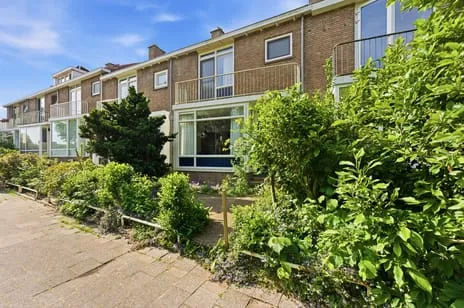 Tussenwoning te koop: Spinbolplein 5, Schiebroek Rotterdam